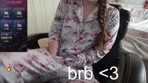 fuxkme_jen online show from January 4, 2025, 5:37 pm