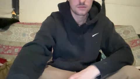 Snapshot of fuzzedpeach chatting on April 8, 2026, 5:18 am fuzzedpeach online show from April 8, 2026, 5:18 am