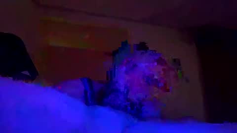 fvvkboyy online show from January 28, 2025, 8:14 am