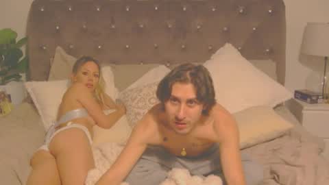 Snapshot of fxckingfreaks chatting on November 4, 2025, 6:23 am fxckingfreaks online show from November 4, 2025, 6:23 am