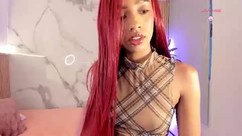   Independent model online show from July 16, 2026, 11:05 am