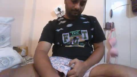 Snapshot of g0lu_ chatting on November 1, 2025, 7:16 pm Nunnu online show from November 1, 2025, 7:16 pm