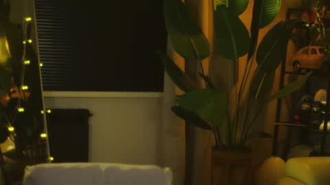 Snapshot of g_ia chatting on March 3, 2026, 6:14 pm G online show from March 3, 2026, 6:14 pm