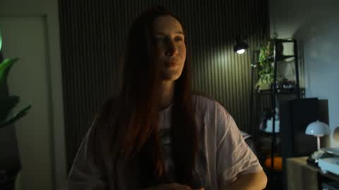Snapshot of g_ia chatting on April 9, 2026, 6:35 pm G online show from April 9, 2026, 6:35 pm