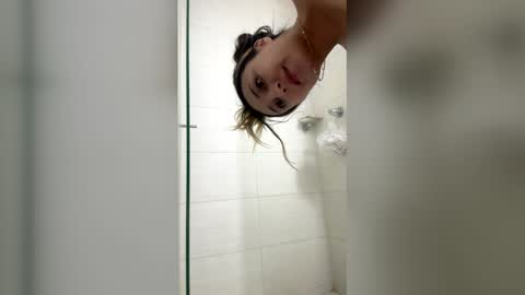 Gabriela online show from March 11, 2026, 12:16 am