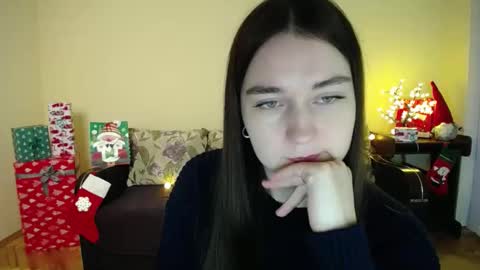 Jaklin online show from December 24, 2024, 2:22 pm