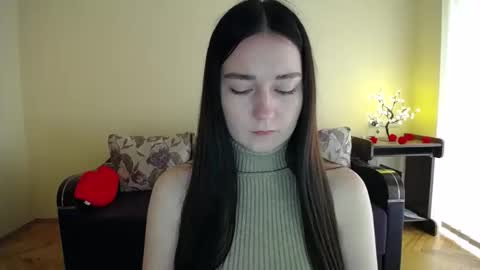 Snapshot of gabby_di chatting on May 9, 2026, 8:41 am Jaklin online show from May 9, 2026, 8:41 am