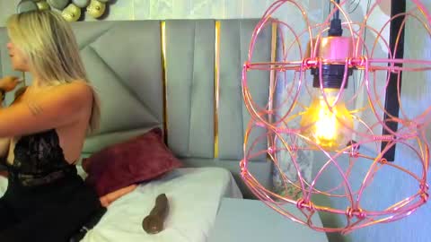 Gaby Santos online show from May 26, 2026, 12:12 pm