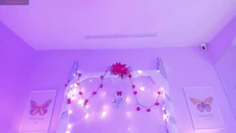 Gabby  online show from December 18, 2025, 8:59 pm