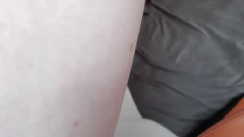 Snapshot of gabbythefemboy chatting on November 17, 2025, 5:19 pm Gender Fluid Femboy online show from November 17, 2025, 5:19 pm