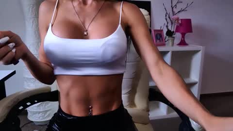GabiCarter online show from May 16, 2026, 10:36 am