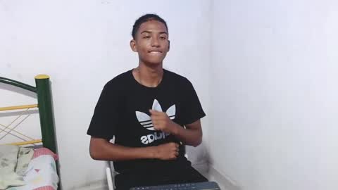 Snapshot of gabi_gol chatting on May 12, 2026, 3:31 pm gabi_gol online show from May 12, 2026, 3:31 pm
