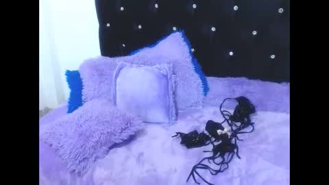 gabi_jhons_23 online show from November 5, 2025, 10:15 am