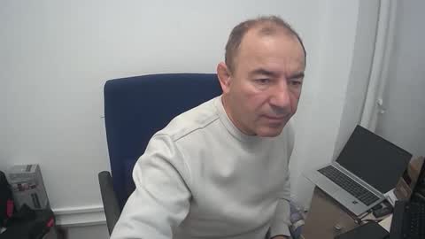 Snapshot of gabriel9_2003 chatting on April 30, 2026, 10:10 am gabriel9_2003 online show from April 30, 2026, 10:10 am