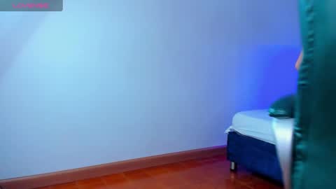 gabriel_beckett online show from December 19, 2024, 11:29 am