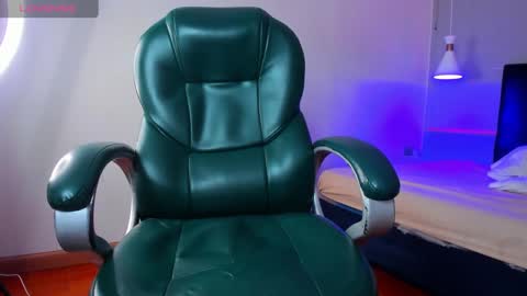 gabriel_beckett online show from December 20, 2024, 4:25 pm