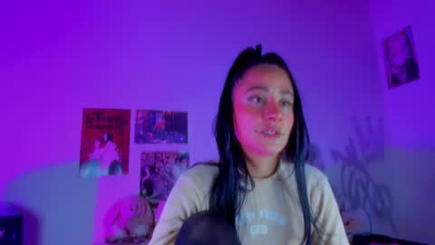 Gabriela online show from November 5, 2025, 7:58 pm