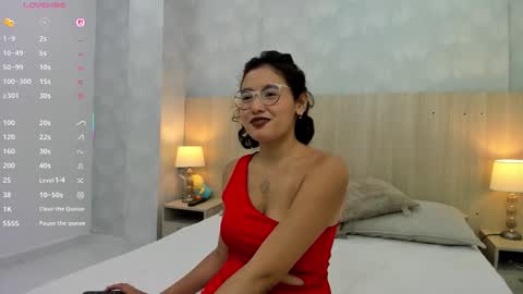 Snapshot of gabriela_vargas chatting on October 20, 2025, 3:40 am Gabriela Vargas online show from October 20, 2025, 3:40 am