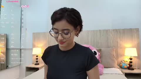 Gabriela Vargas online show from July 26, 2026, 4:09 am