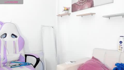 gabrielaa_miller_ online show from September 16, 2025, 8:10 pm