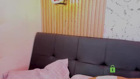 Gabriela Evans MS online show from February 1, 2026, 2:10 am