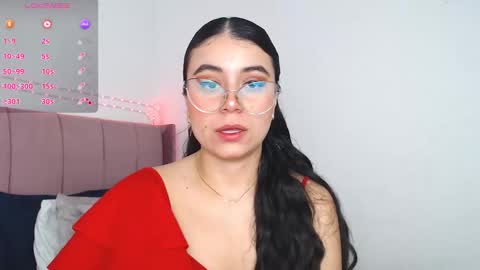 GabrielaRossa online show from November 6, 2025, 2:07 pm