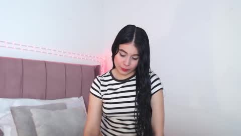 Snapshot of gabrielarossa chatting on April 22, 2026, 7:04 pm GabrielaRossa online show from April 22, 2026, 7:04 pm