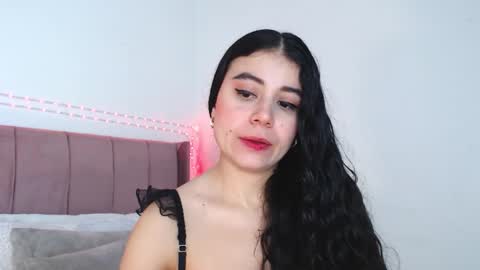 Snapshot of gabrielarossa chatting on May 1, 2026, 3:05 pm GabrielaRossa online show from May 1, 2026, 3:05 pm
