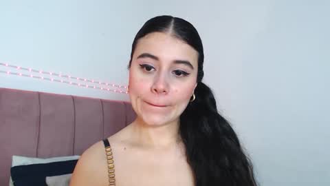 Snapshot of gabrielarossa chatting on May 25, 2026, 6:03 pm GabrielaRossa online show from May 25, 2026, 6:03 pm