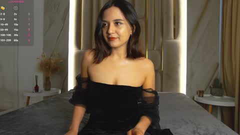 Snapshot of gabriella_wils chatting on May 17, 2026, 7:17 am Gabriella online show from May 17, 2026, 7:17 am
