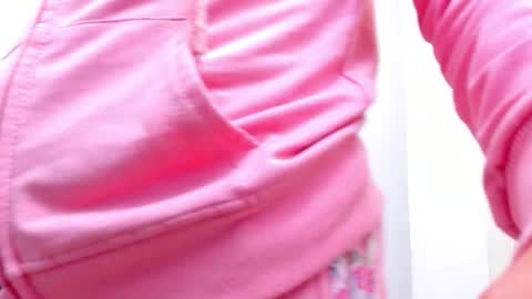 Snapshot of gabrielyabigail chatting on December 19, 2025, 2:57 pm gabrielyabigail online show from December 19, 2025, 2:57 pm