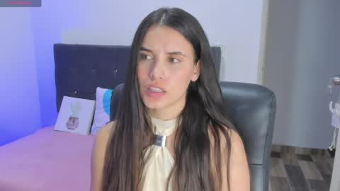 Gabriela online show from April 16, 2026, 11:07 pm