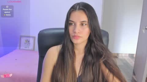 Gabriela online show from July 3, 2026, 7:20 pm