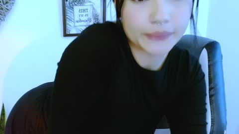 My name is Gabriela.. nice to meet you thumbs up please its very important to me online show from April 10, 2026, 3:17 pm