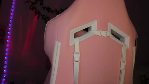Snapshot of gaby_vandriel chatting on April 26, 2026, 6:11 am GABRIELA online show from April 26, 2026, 6:11 am