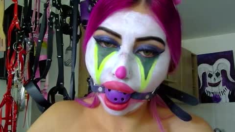 gabygumms online show from October 16, 2025, 2:29 pm