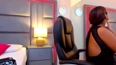Snapshot of gabymoreau chatting on January 18, 2026, 1:26 pm gabymoreau online show from January 18, 2026, 1:26 pm