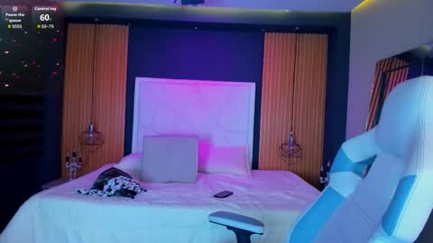 gabyrose9 online show from October 6, 2025, 11:40 am