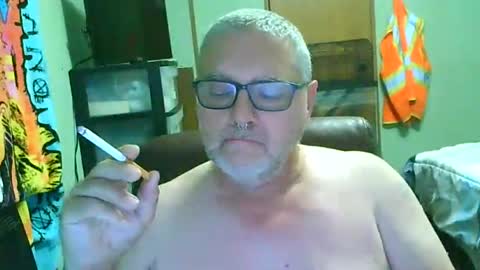 Snapshot of gadude45 chatting on July 17, 2026, 2:29 am gadude45 online show from July 17, 2026, 2:29 am