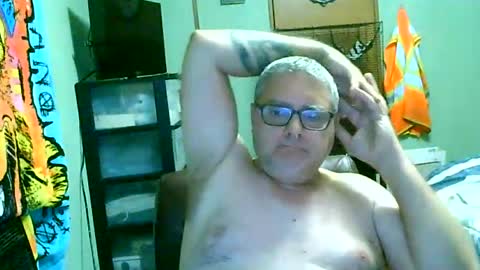 Snapshot of gadude45 chatting on August 8, 2026, 1:52 am gadude45 online show from August 8, 2026, 1:52 am