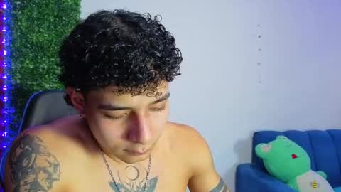 Snapshot of gael_david chatting on April 16, 2026, 5:08 am Gael online show from April 16, 2026, 5:08 am