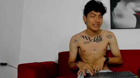 gael_twink_boy online show from May 15, 2026, 11:56 pm