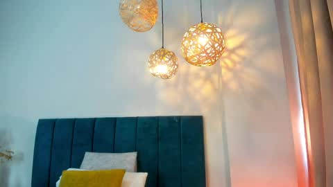 GahiaBelucci online show from April 4, 2026, 5:32 pm