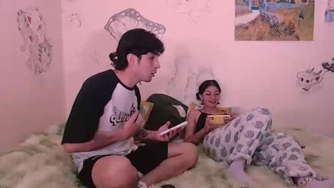 Snapshot of gaia_16 chatting on March 14, 2026, 1:12 am Gaia y Clayde online show from March 14, 2026, 1:12 am