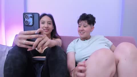 gaia_n_nix online show from March 25, 2026, 3:34 am