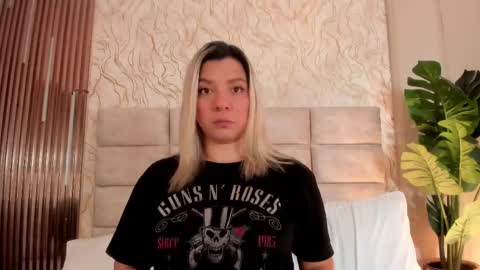 gaia_stonne online show from June 8, 2026, 1:11 pm