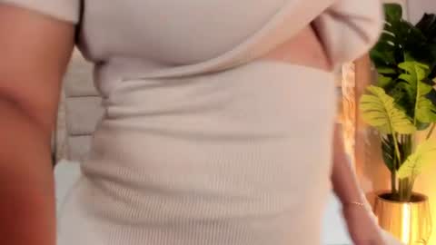 gaia_stonne online show from June 10, 2026, 12:26 pm
