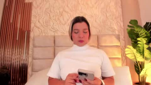 gaia_stonne online show from July 1, 2026, 11:34 am