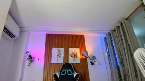 Snapshot of galactica_7 chatting on October 4, 2025, 11:30 am galactica_7 online show from October 4, 2025, 11:30 am