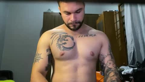 Snapshot of galego_df chatting on May 1, 2026, 10:14 pm galego_df online show from May 1, 2026, 10:14 pm